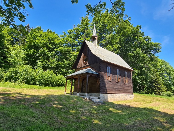 20220603_140815 - Ostrůvek