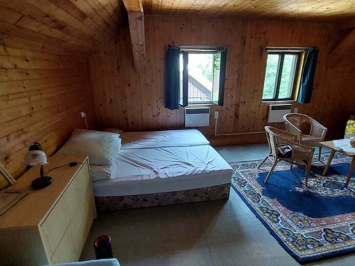 loznice-horni-parto-i-c9ab- - U hradu Houska