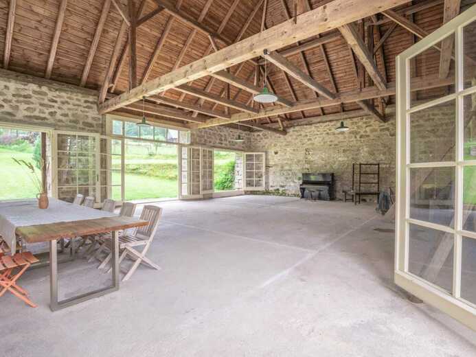 c6abc016-11d6-4bc4-8054-9c7a99e822801657160058 - Kunžak