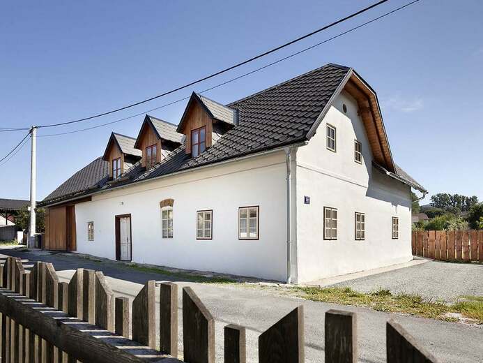 pohled-od-cesty-5715- - Bukovice