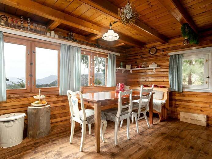 1-8358- - Pod Lysou horou