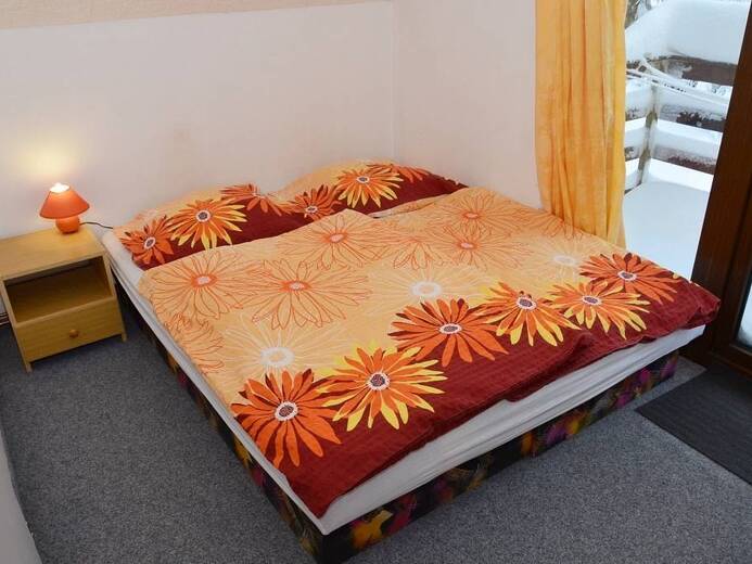 pokoj-c-6-4920- - Smržovka