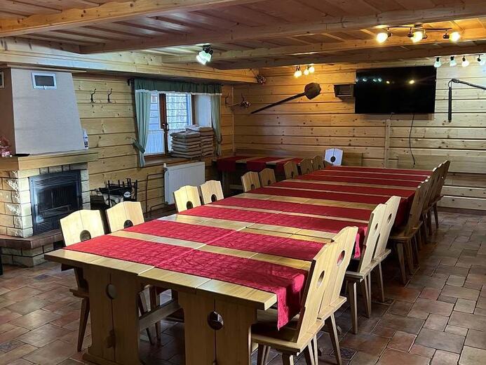 spolecenska-mistnost-40f8- - Čeladná