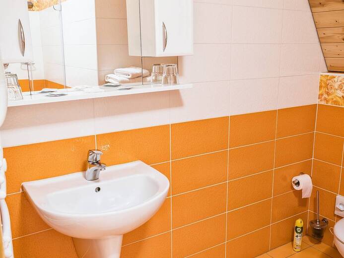 dsc-5894f18-21f2- - Čeladná