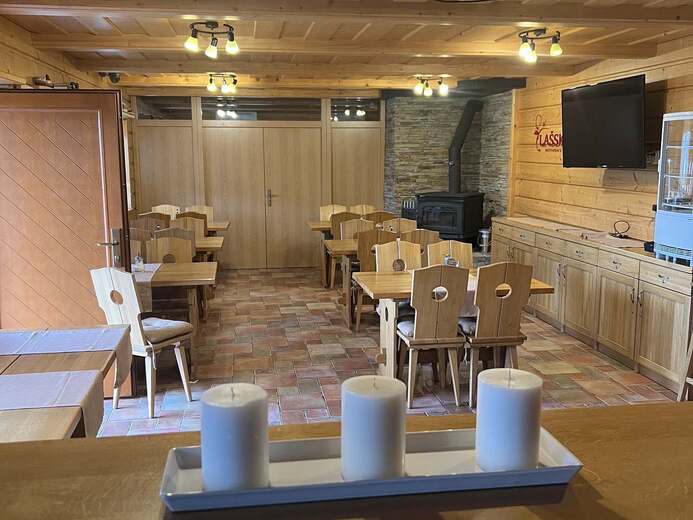 lasska-chalupa-ii-spolecenska-mistnost-eedc- - Čeladná