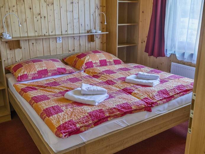 lasska-chalupa-ii-luznice-v-apartmanu-35ea- - Čeladná