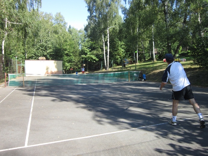 Tenis s hráčem 4,87MB - Vodní nádrž Morávka