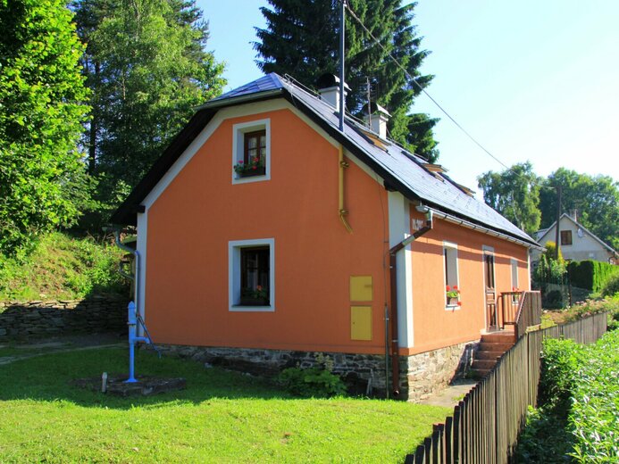 N465 - U hradu Sovince