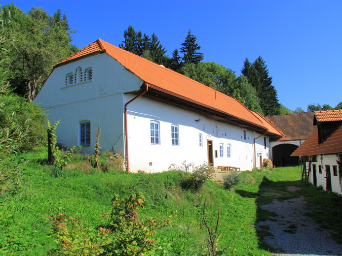 R028 Kváskovice - Nová Ves