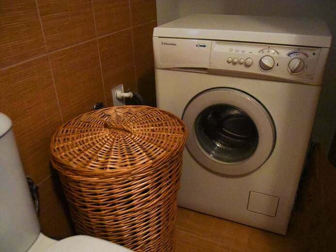 pracka-v-prizemi-61a1- - U Monince