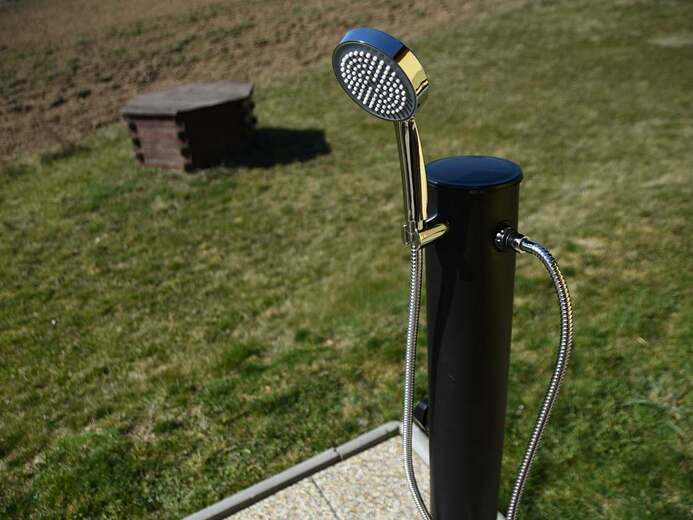 solarni-venkovni-sprcha-b396- - U Monince