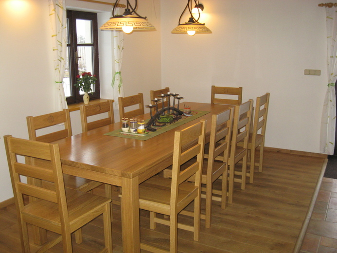 Humpolec - Apartmán B-jídelní stůl - Šimanov