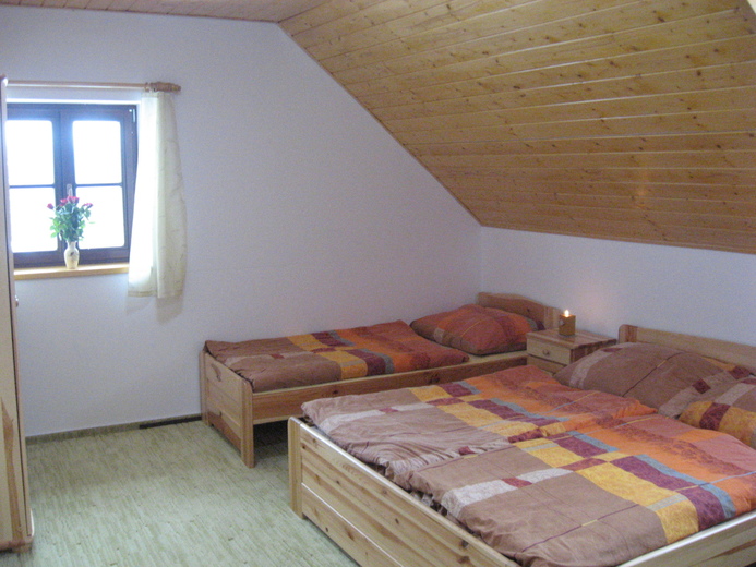 Humpolec - Apartmán B-pokoj č. 2 - Šimanov