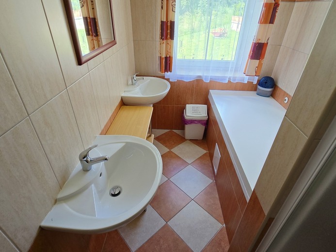 20250625_161132 - Benecko