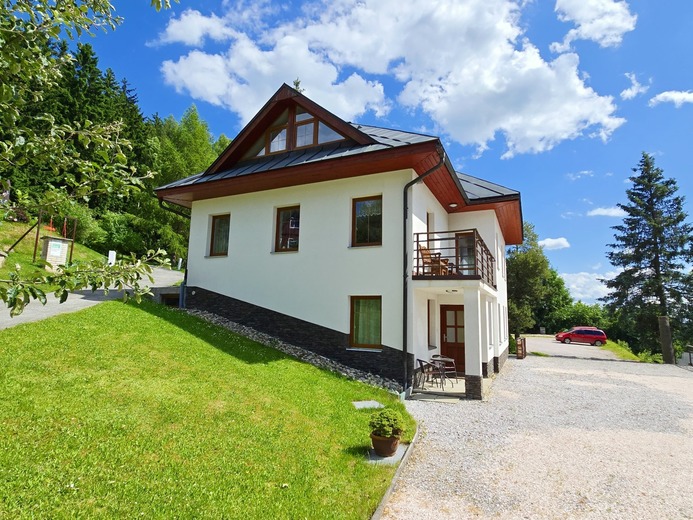 20250625_153057 - Benecko