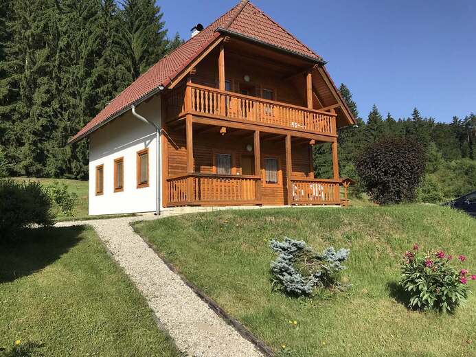 levy-predni-pohled-d6e2- - U hradu Mírova