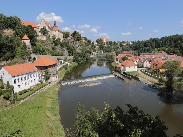 32 - U řeky Lužnice