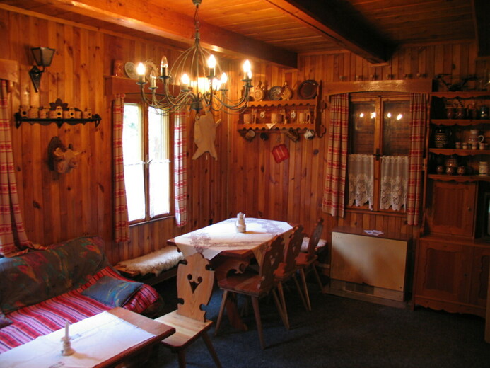 100-0052_IMG - Malino Brdo