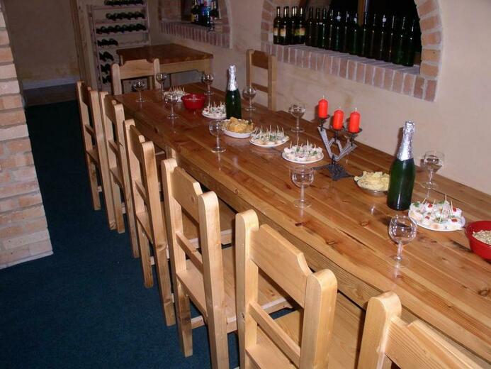 20200415085513_L5KgcE - Nýrov