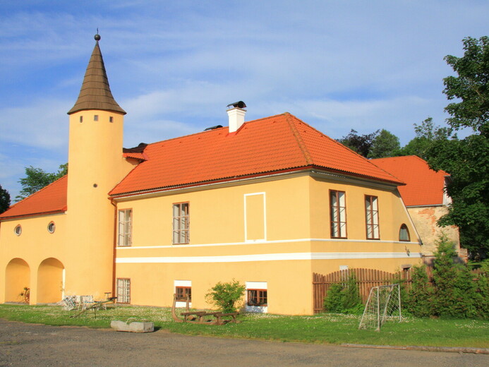 T497 Jindřichovice - U hradu Velhartice
