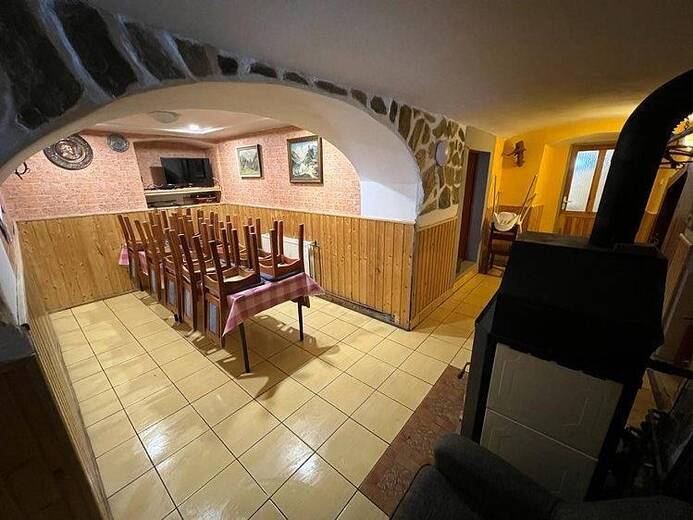 posezeni-ve-spodnim-apartmanu-afc1- - U Šerlichu