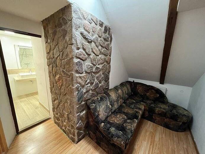 posezeni-u-horniho-apartmanu-c8b4- - U Šerlichu