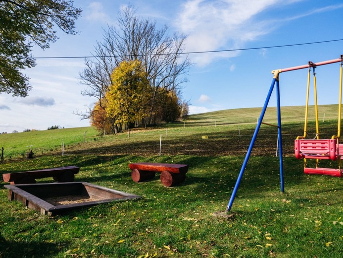 28 - U tvrze Hanička