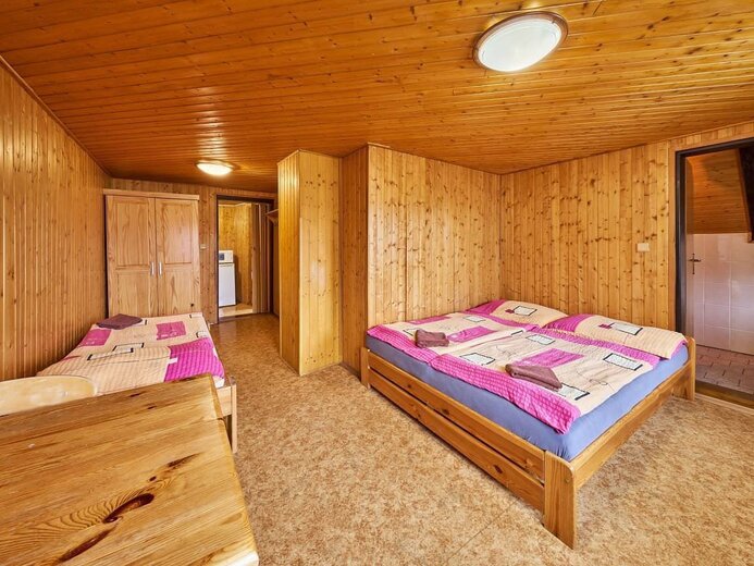 apartman-pokoj-1-063d-fa17-1102460 - Pod Černou horou