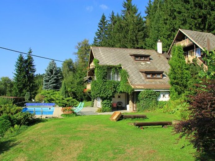 U vodní nádrže Nýrsko - apartmán Šumava, západní Čechy - Hamry