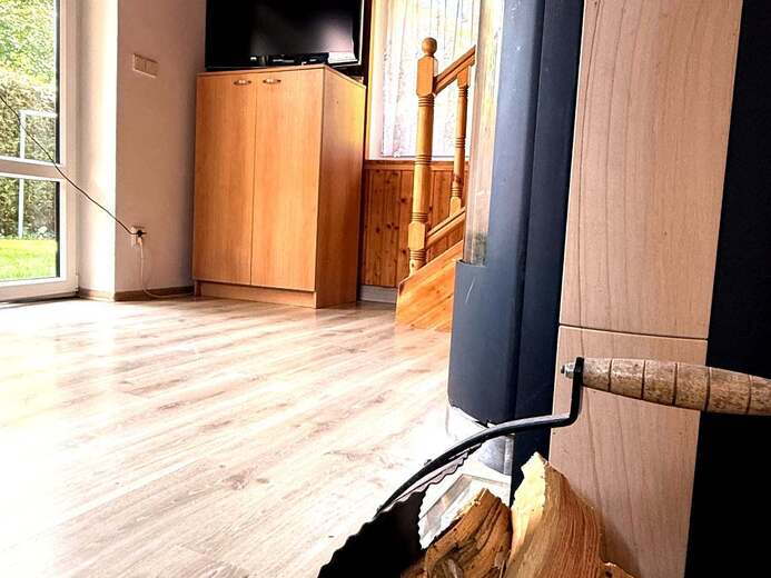 obyvak-s-tv-2-dd29- - Koloděje nad Lužnicí