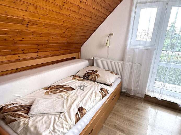 pokoj-s-balkonem-2-11a9- - Koloděje nad Lužnicí