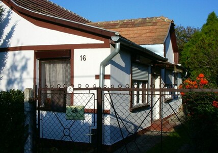 hubala22558n