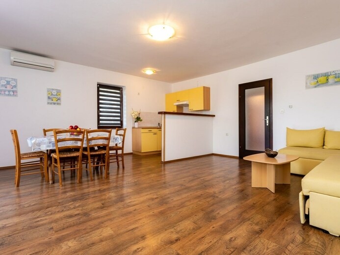 hrkvaa09189ah - Ostrov Krk-Malinska