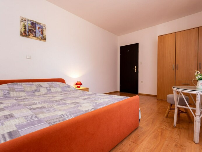 hrkvaa09189at - Ostrov Krk-Malinska