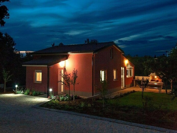 hrpula22259aj - Istrie-Pula-Banjole