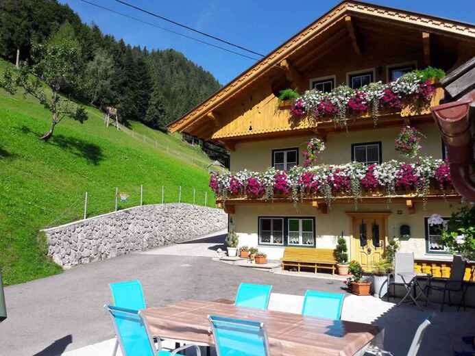 ATTIRA02312E - Zillertal