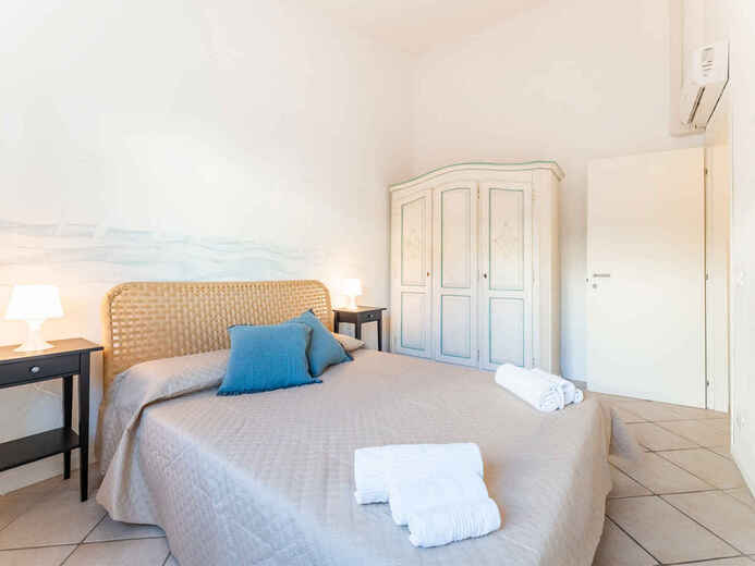 2545630 - Sardinie-Arzachena