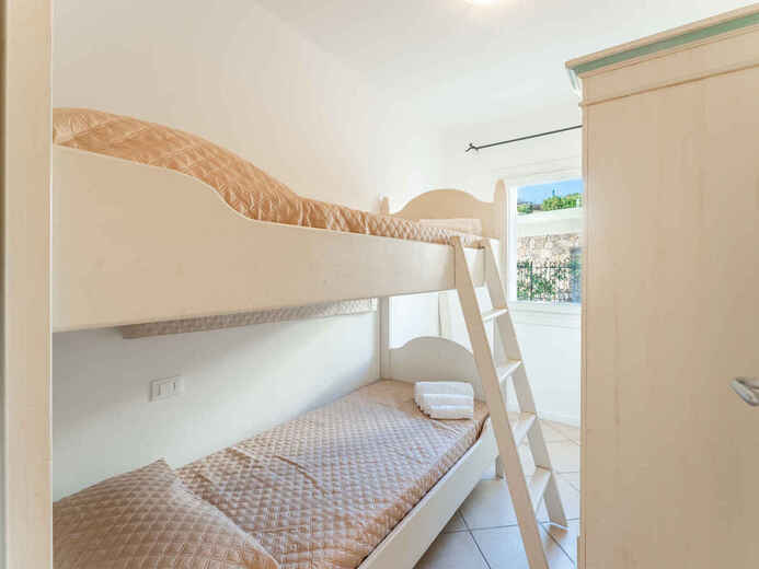 2545635 - Sardinie-Arzachena